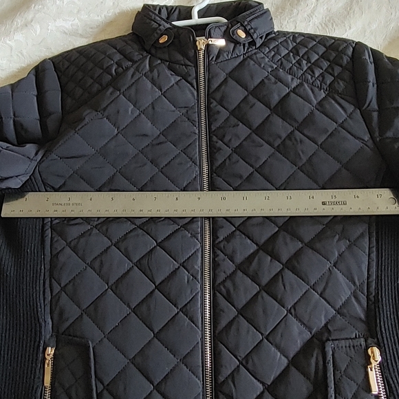 Like New Quilted Riding style Jacket - Picture 9 of 9